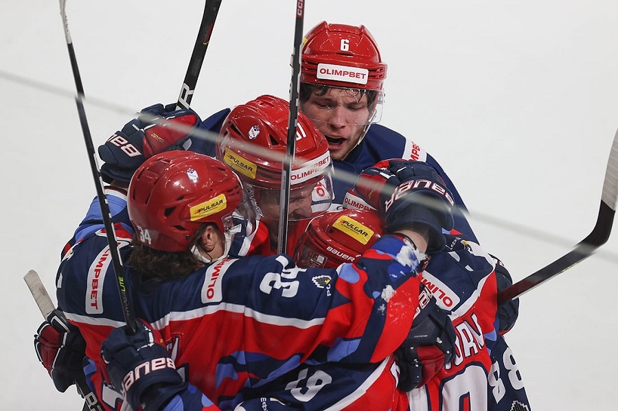 Zvezda 011023.jpg Zvezda 011023.jpg